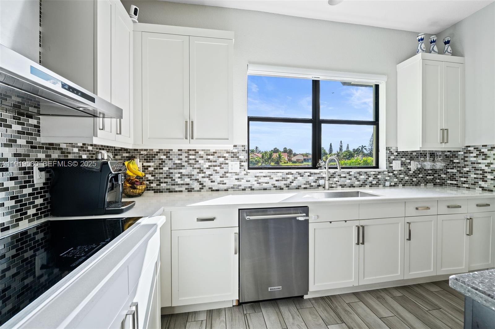 PEMBROKE LAKES SOUTH - Residential