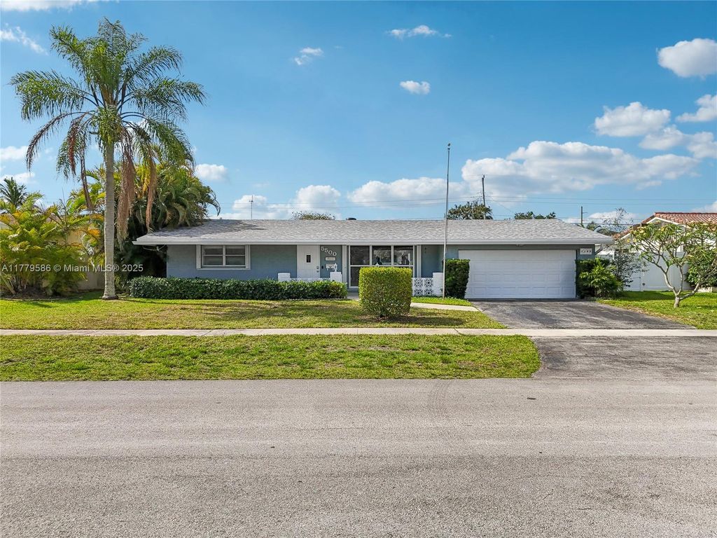 Photo of 5500 Monroe St, Hollywood, FL 33021 (MLS # A11779586)