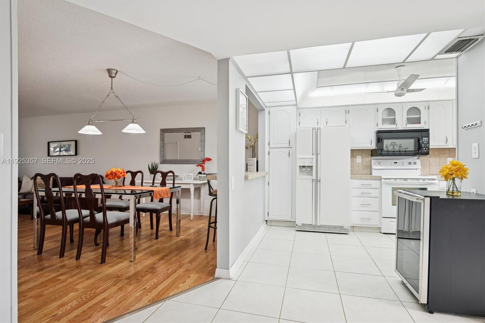 9511 N Hollybrook Lake Dr 108