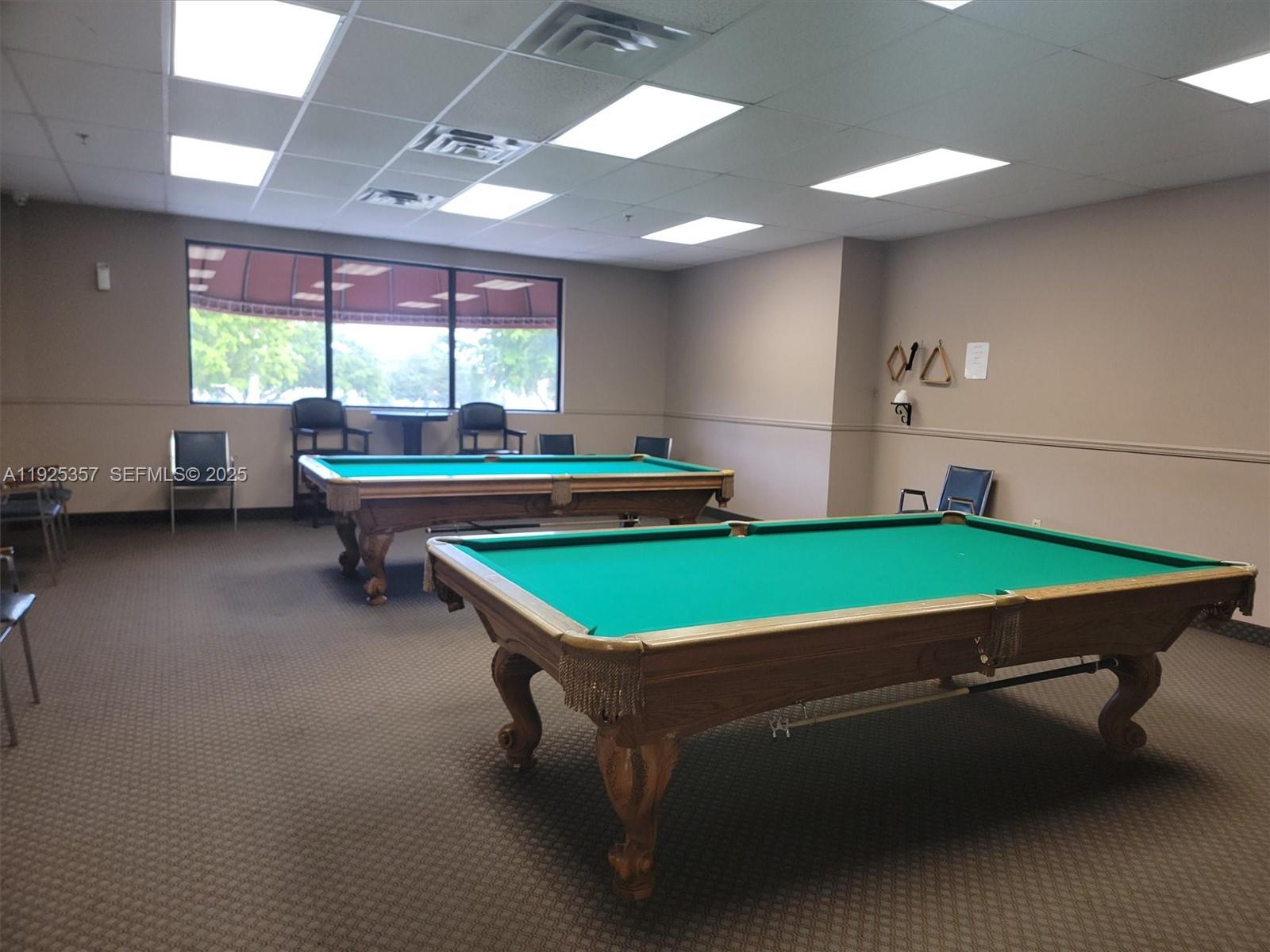 HOLLYBROOK GOLF AND - Residential