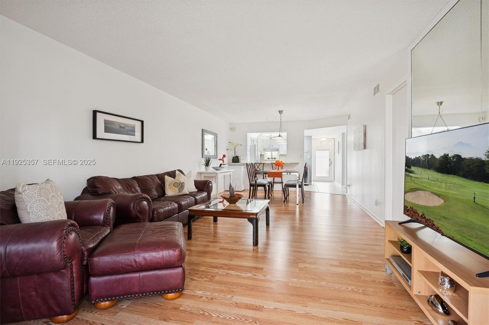 HOLLYBROOK GOLF AND - Residential