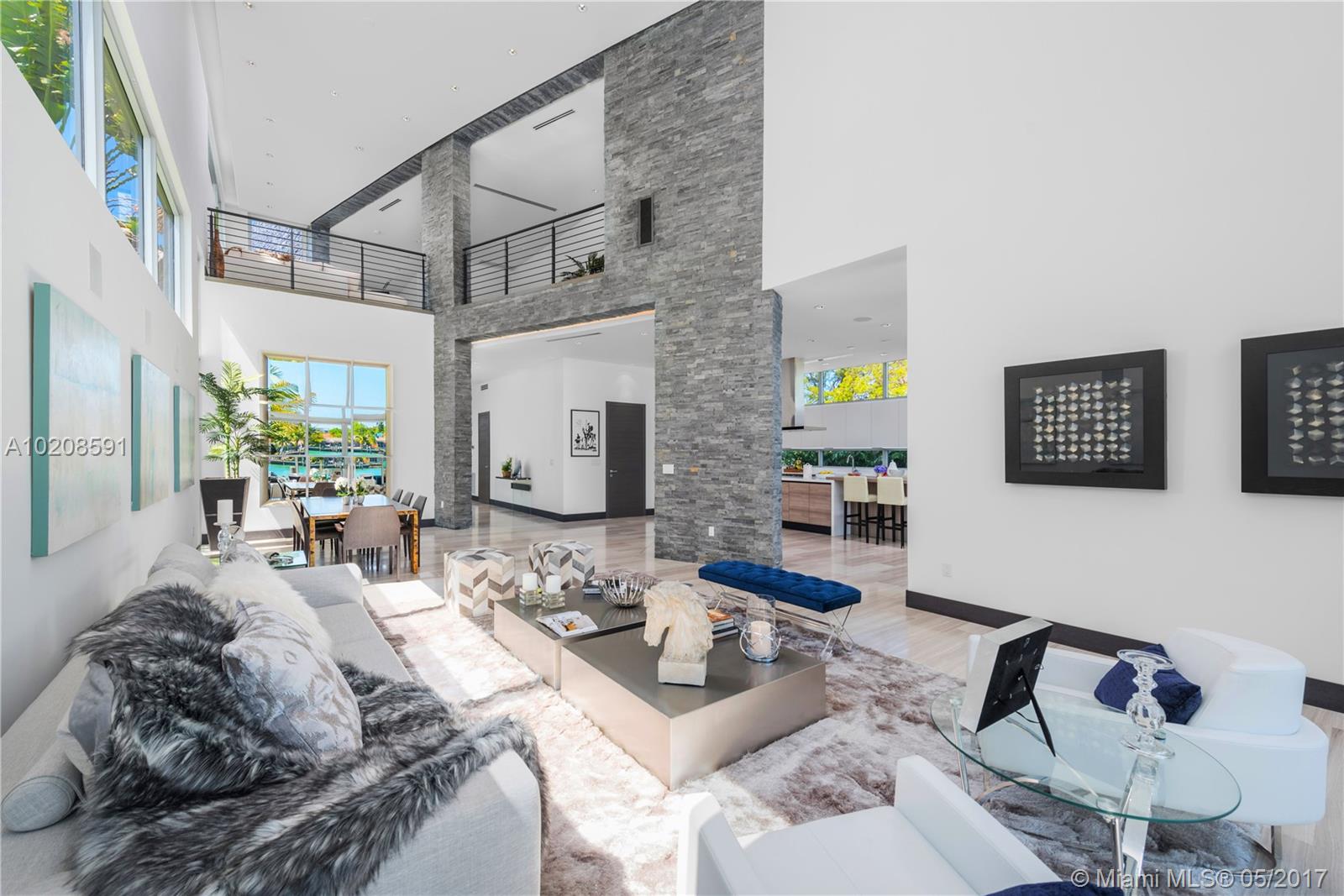 NORMANDY BEACH - Residential