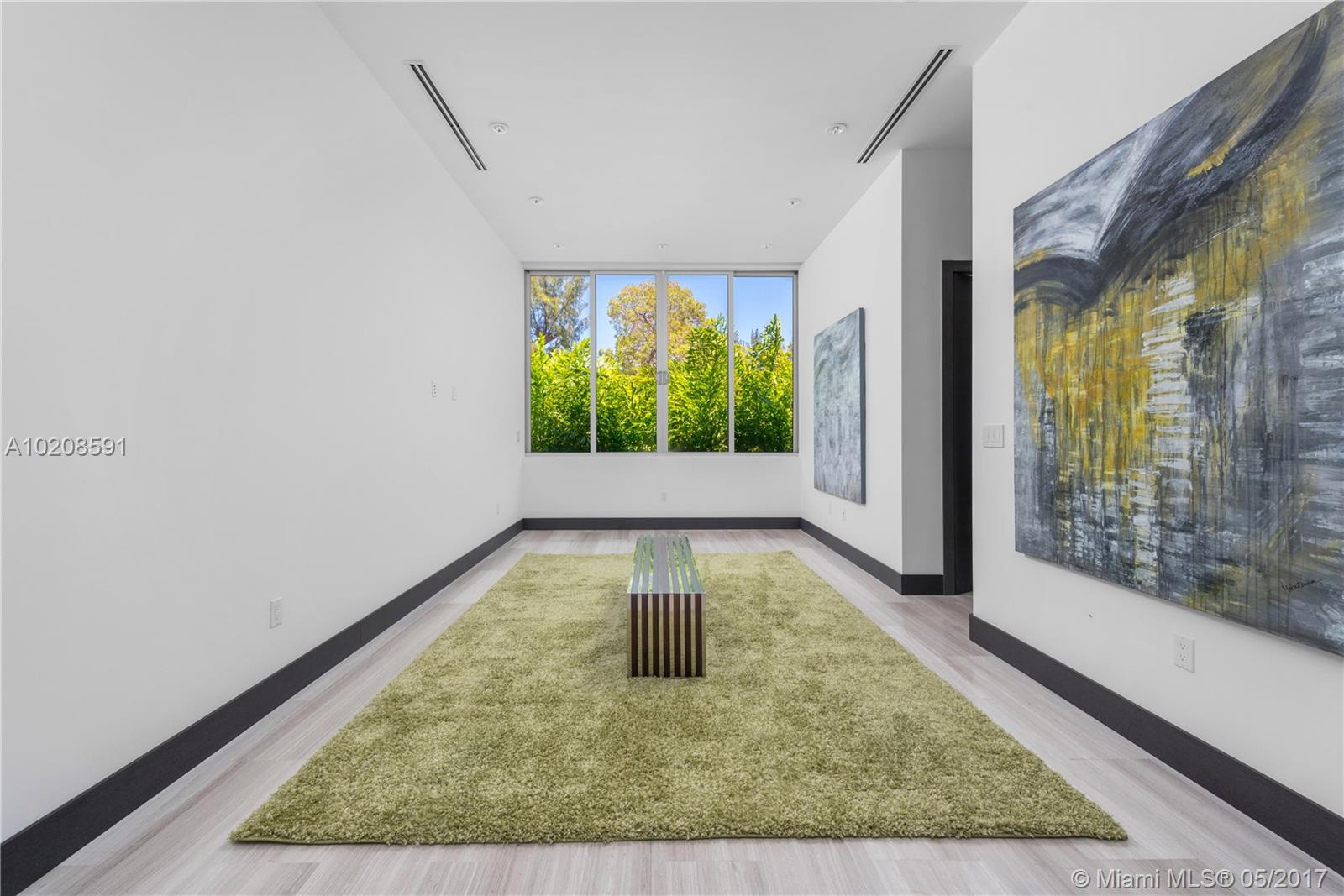 NORMANDY BEACH - Residential