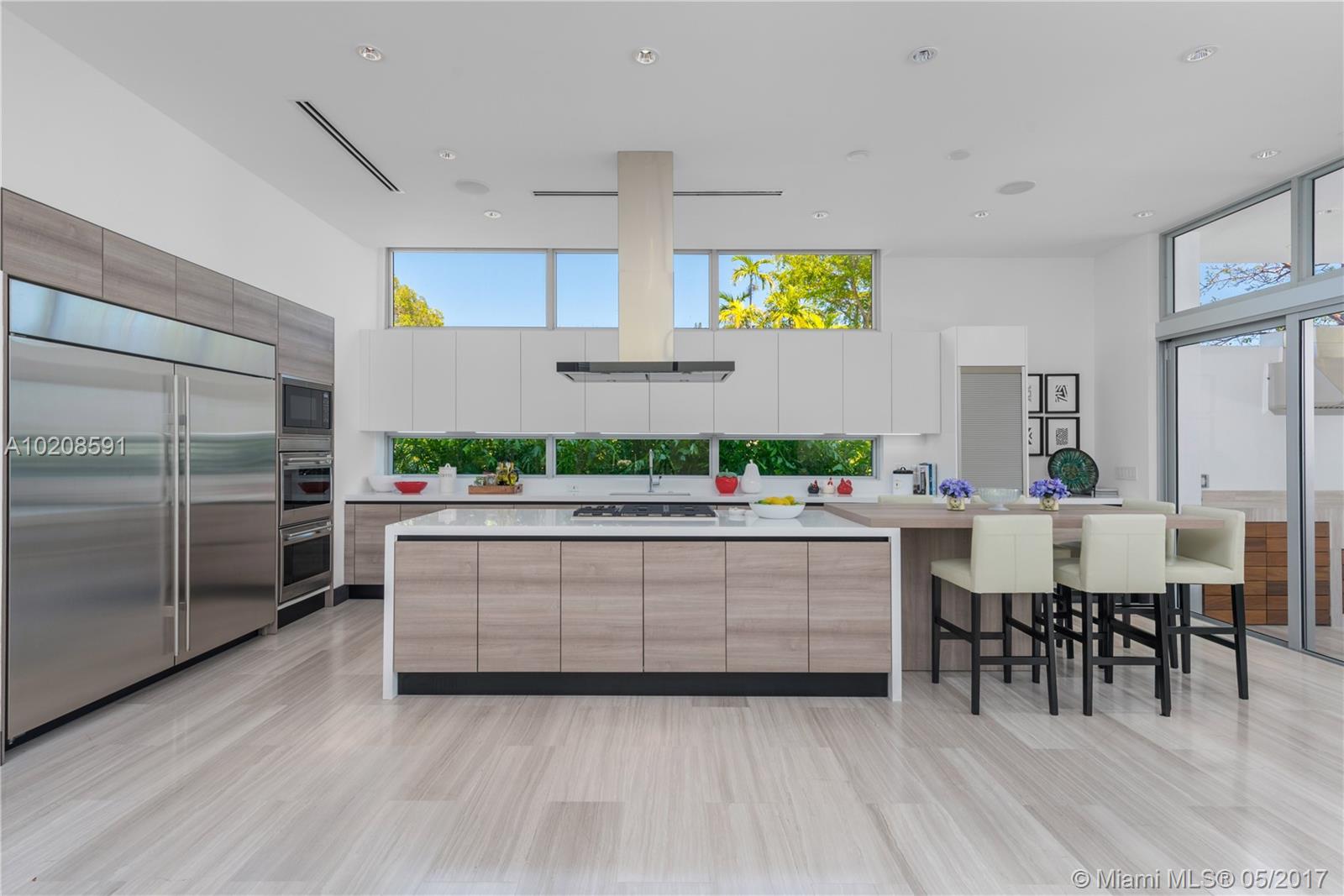 NORMANDY BEACH - Residential