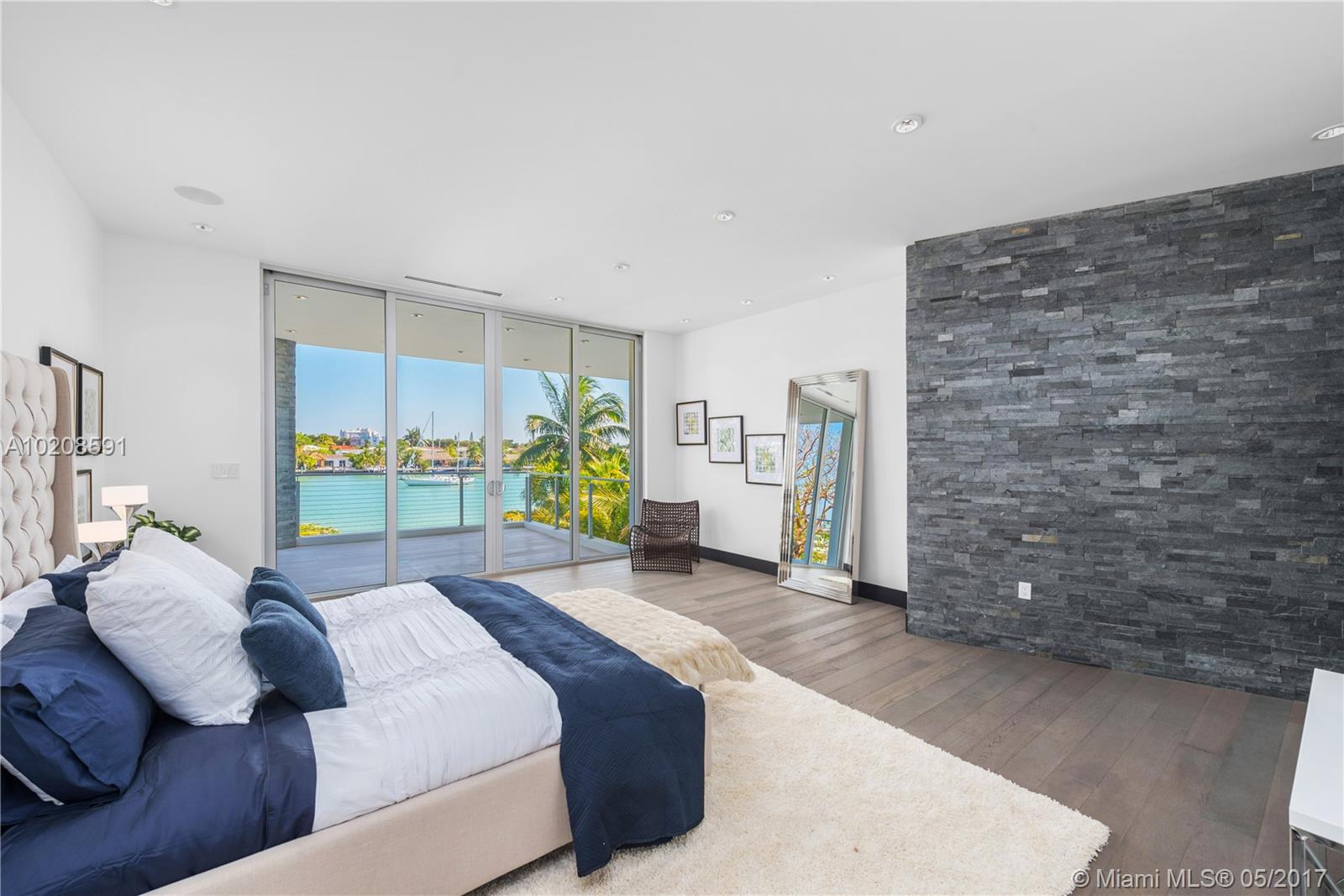 NORMANDY BEACH - Residential