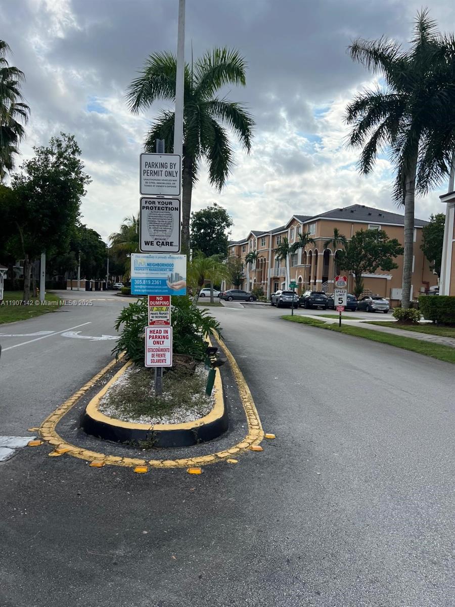 SHOMA HOMES AT COUNTRY CL - Residential Lease