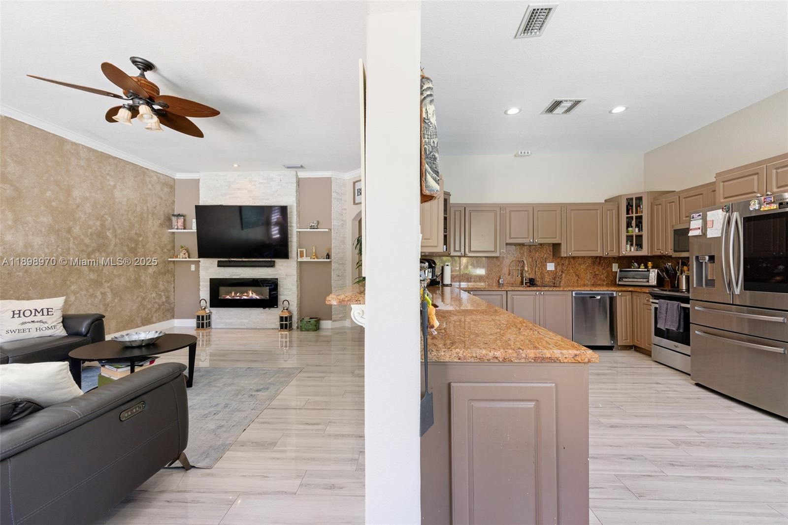 MIRAMAR PATIO HOMES - Residential Lease