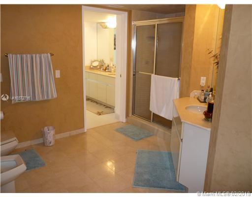 L'EXCELLENCE CONDO - Residential Lease