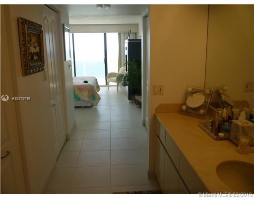 L'EXCELLENCE CONDO - Residential Lease