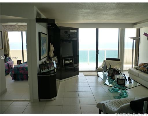 L'EXCELLENCE CONDO - Residential Lease