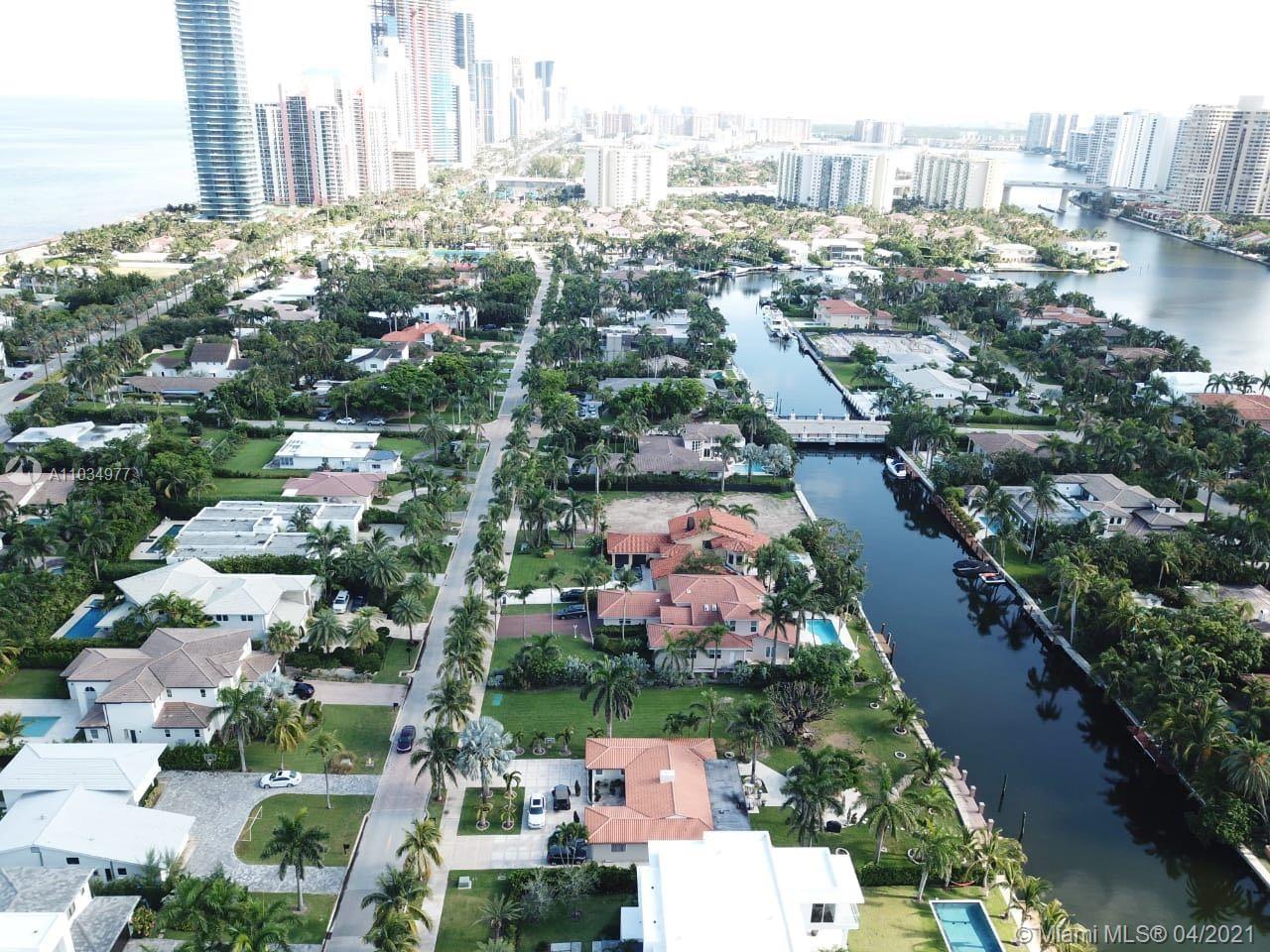 GOLDEN BEACH SEC D - Residential