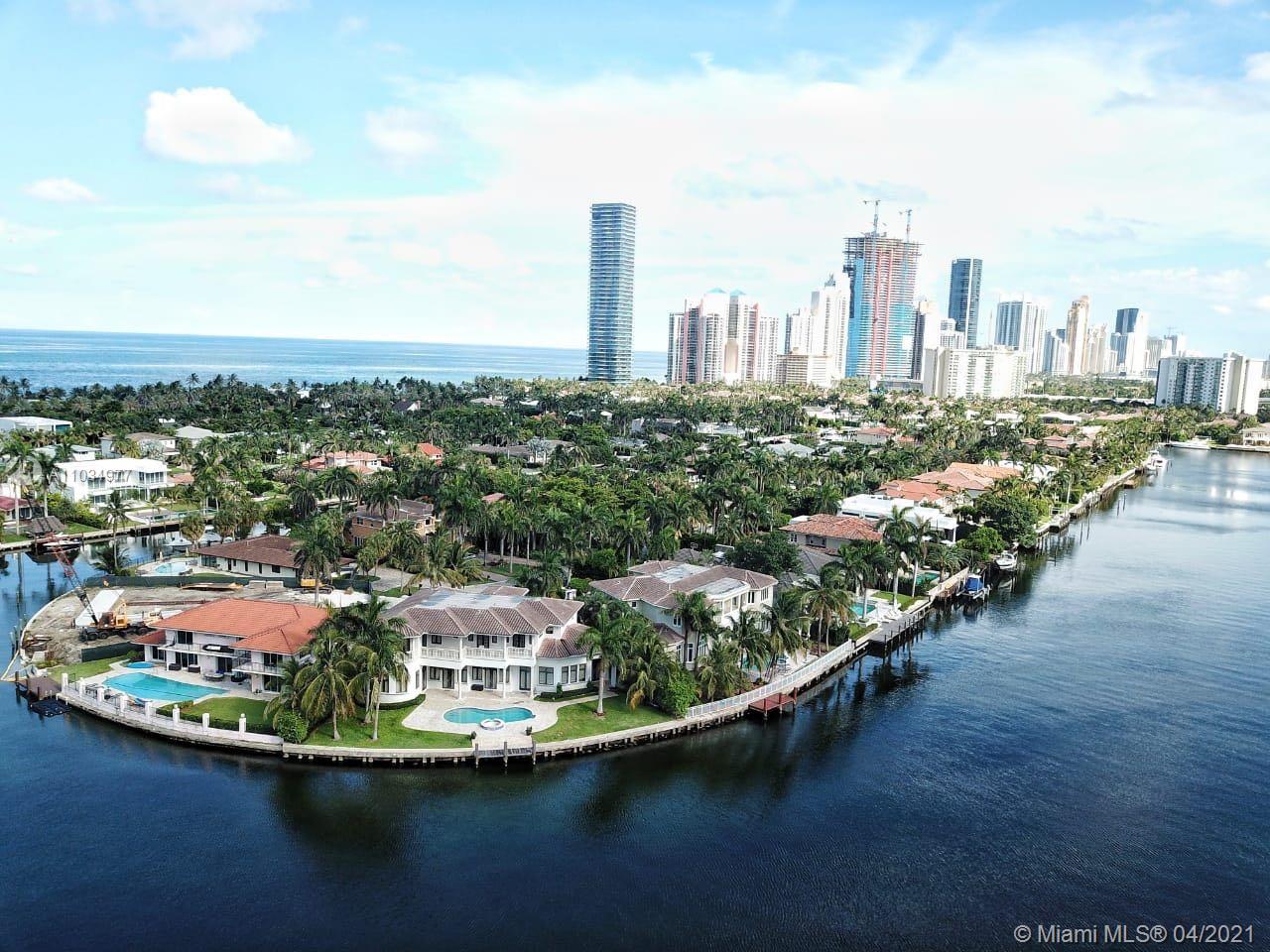 GOLDEN BEACH SEC D - Residential