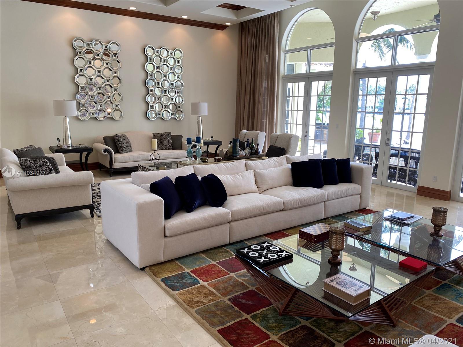 GOLDEN BEACH SEC D - Residential