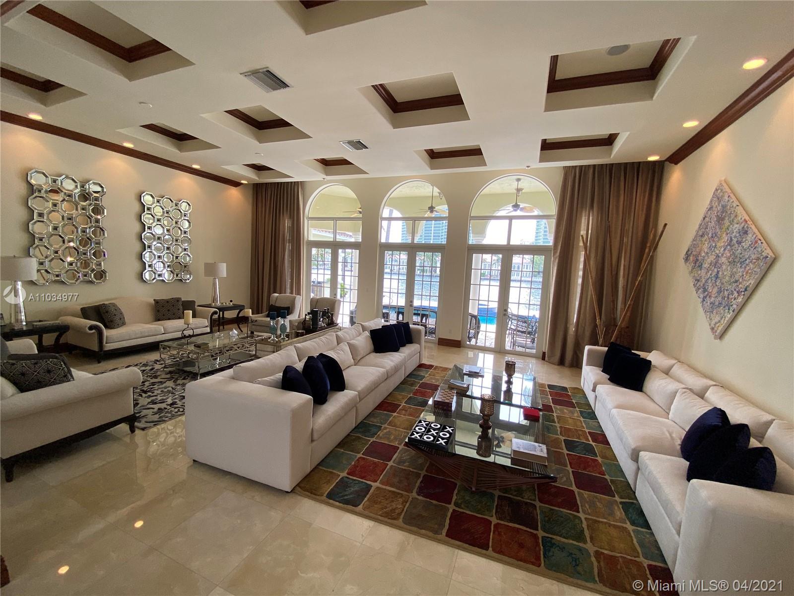 GOLDEN BEACH SEC D - Residential