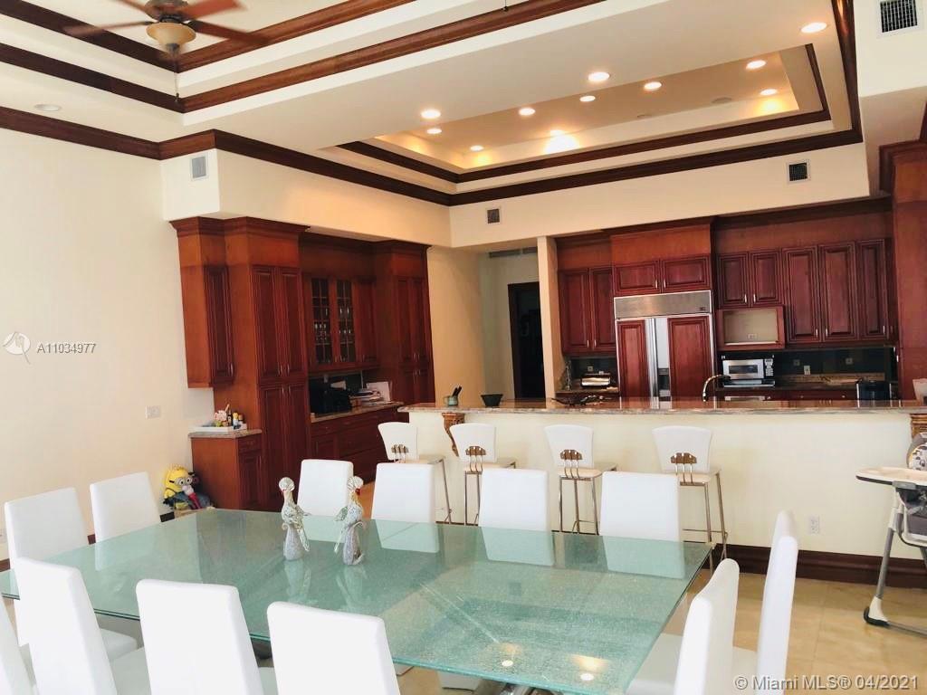 GOLDEN BEACH SEC D - Residential