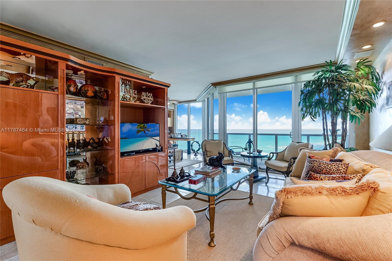 19333 Collins Ave 1602