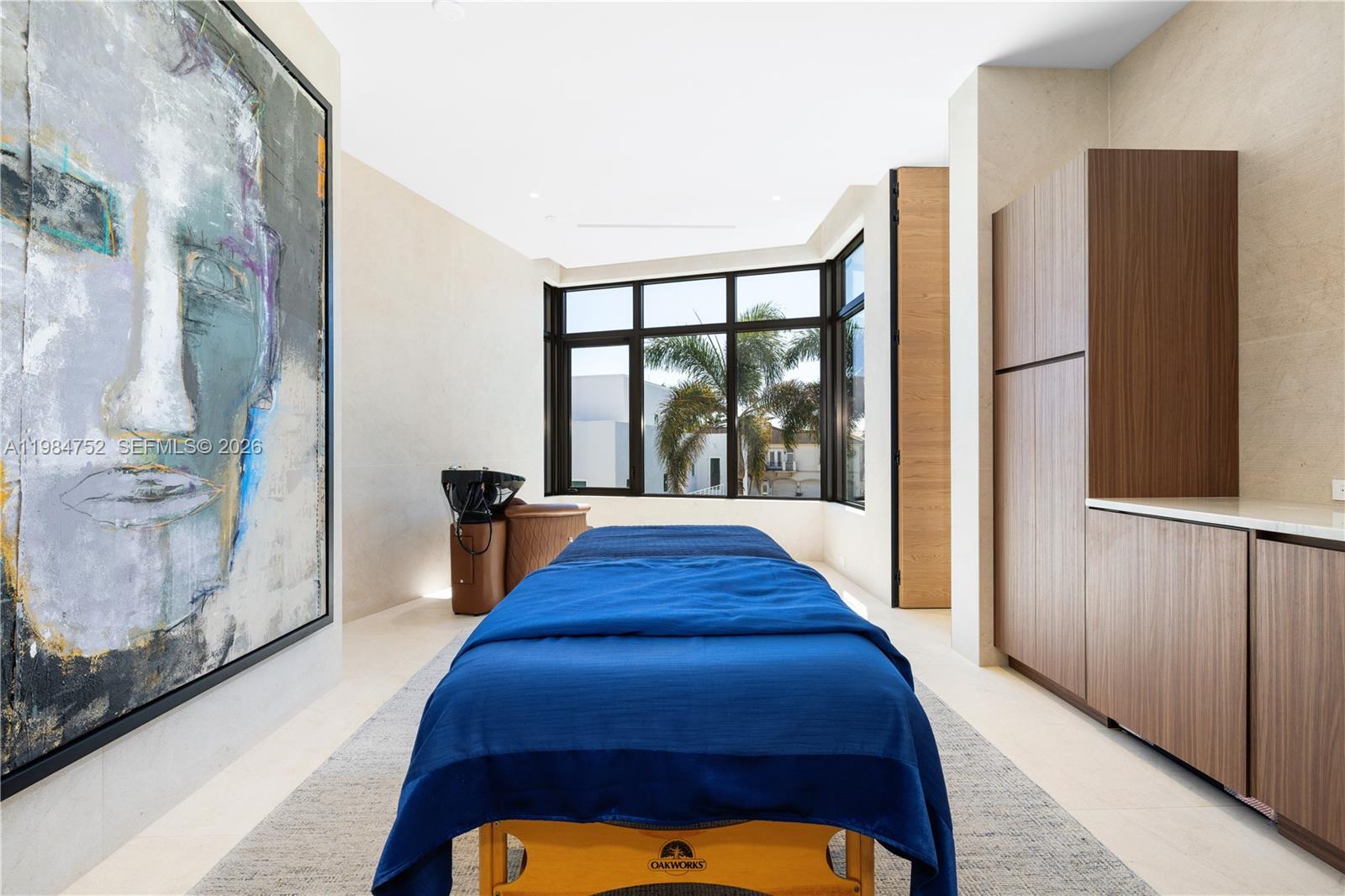 BEACH SHORES - Residential