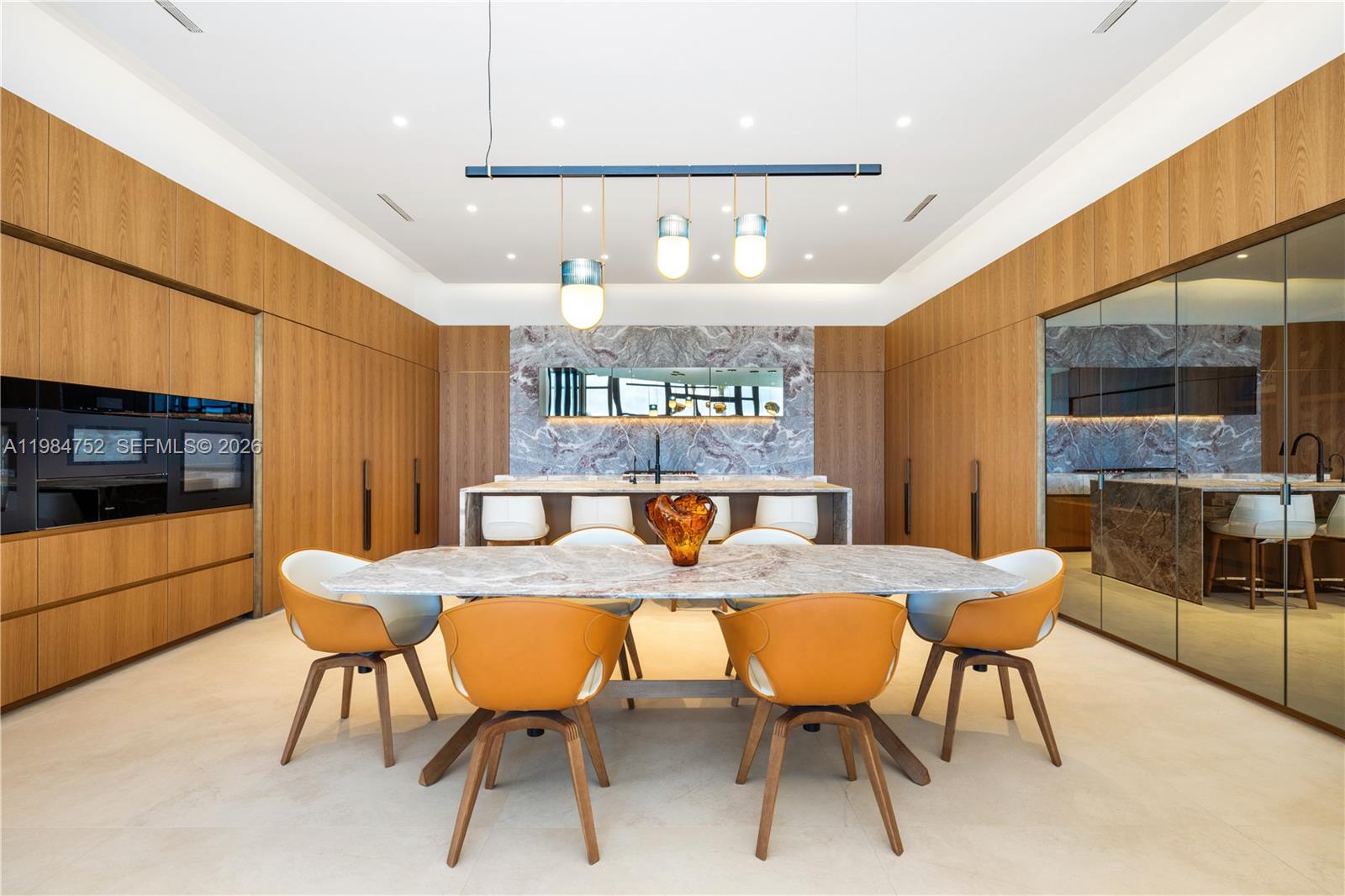 BEACH SHORES - Residential