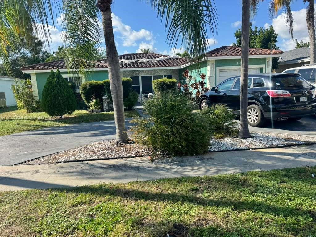 OAKLAND HILLS 4TH SEC - Residential