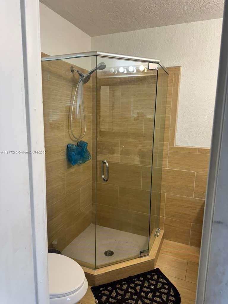 OAKLAND HILLS 4TH SEC - Residential