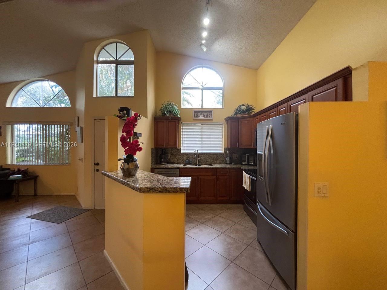 HOLIDAY SPRINGS VILLAGE - Residential