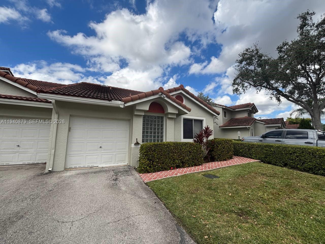 7390 S Pinewalk Dr S