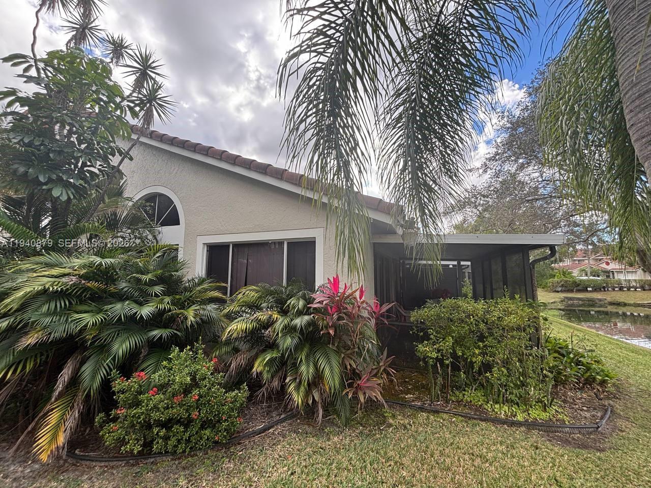 HOLIDAY SPRINGS VILLAGE - Residential