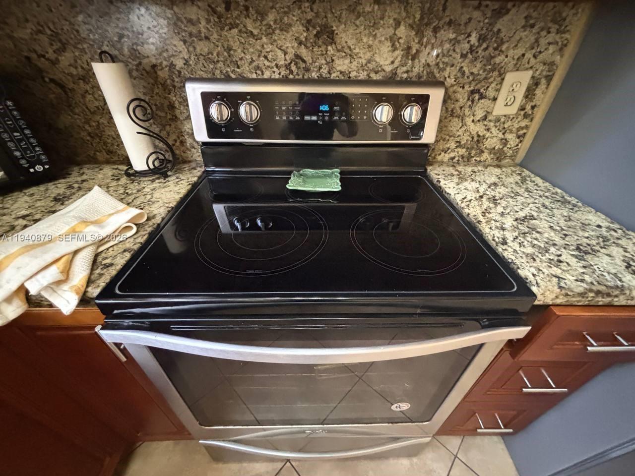 HOLIDAY SPRINGS VILLAGE - Residential