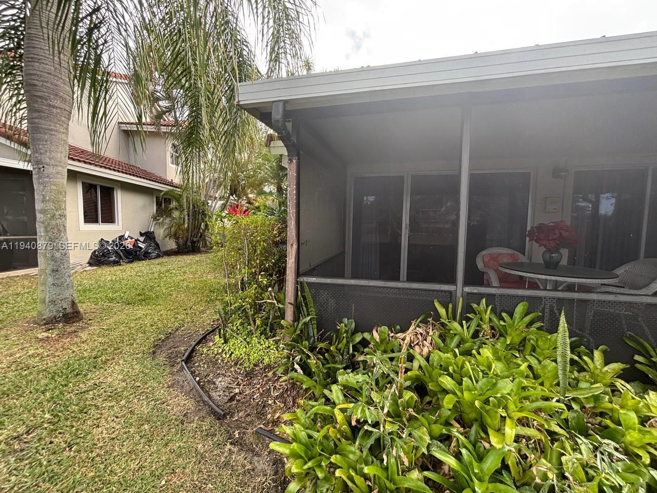 HOLIDAY SPRINGS VILLAGE - Residential