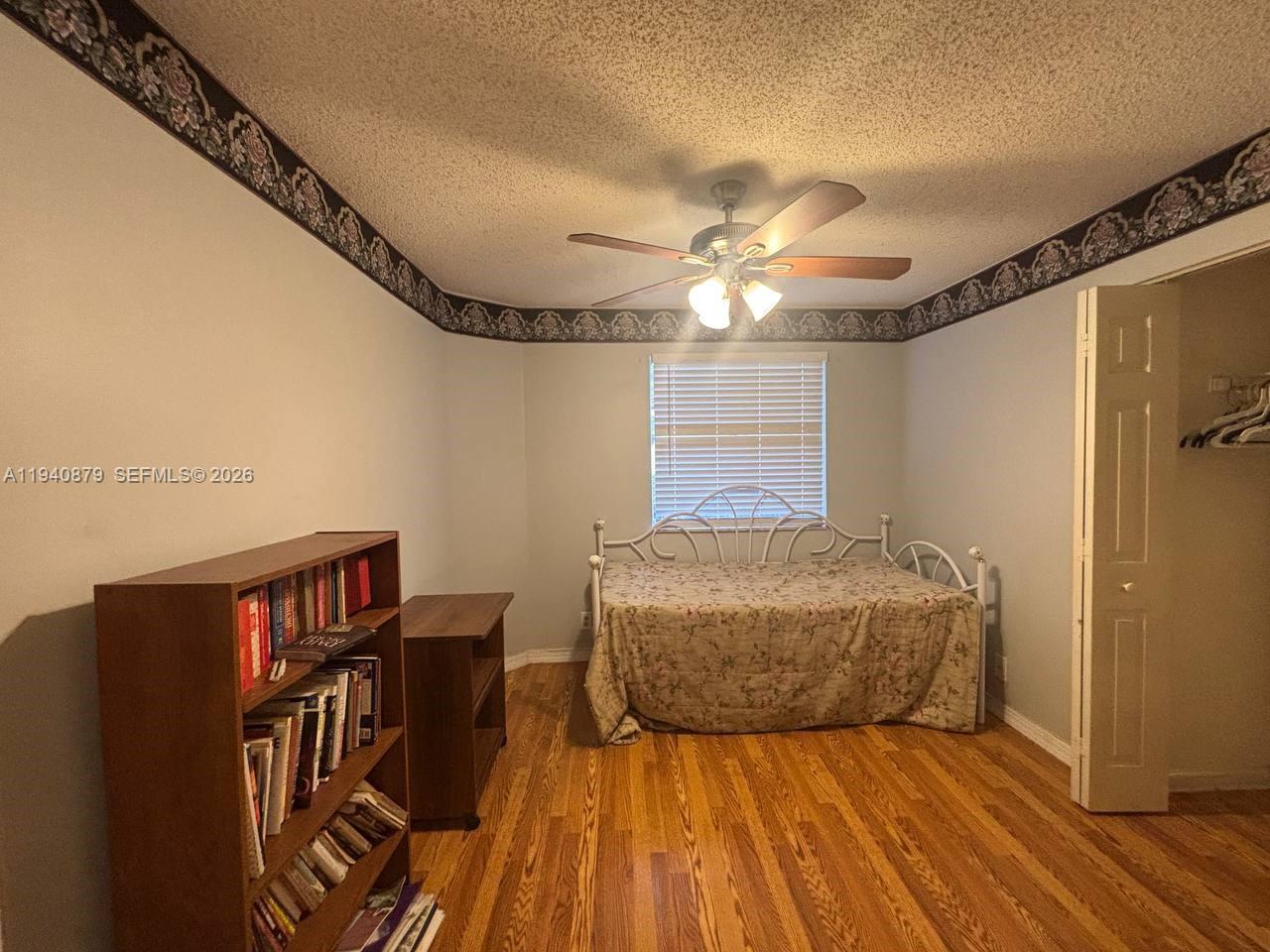 HOLIDAY SPRINGS VILLAGE - Residential