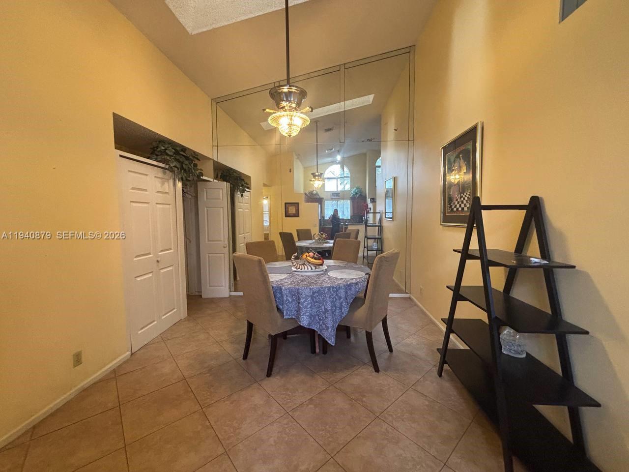 HOLIDAY SPRINGS VILLAGE - Residential