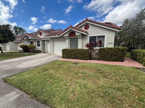 Photo of 7390 S Pinewalk Dr S, Margate, FL 33063 (MLS # A11940879)
