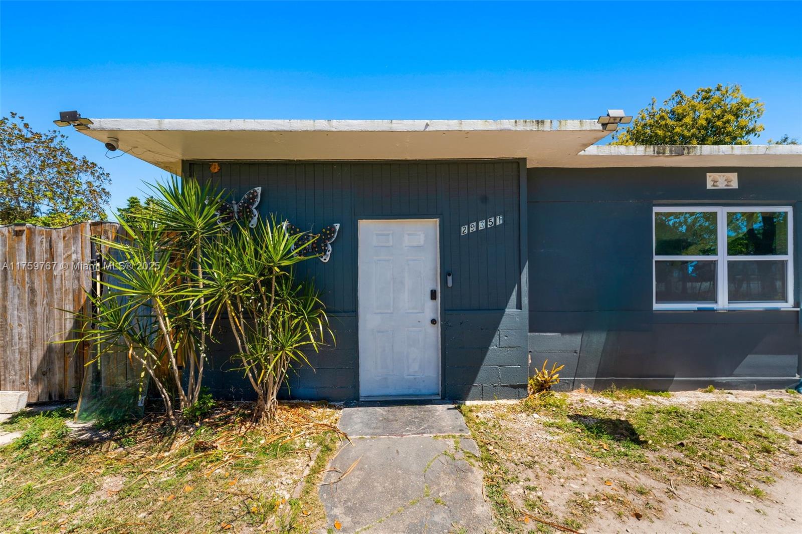 Property for Sale at 29351 Idaho Rd, Homestead, Miami-Dade County, Florida - Bedrooms: 2 
Bathrooms: 1  - $390,000