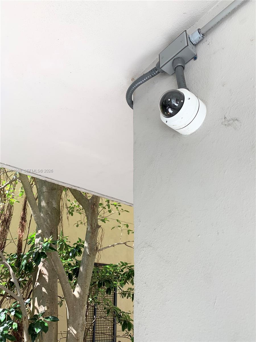 C GAB DOUGLAS SEC - Residential Lease