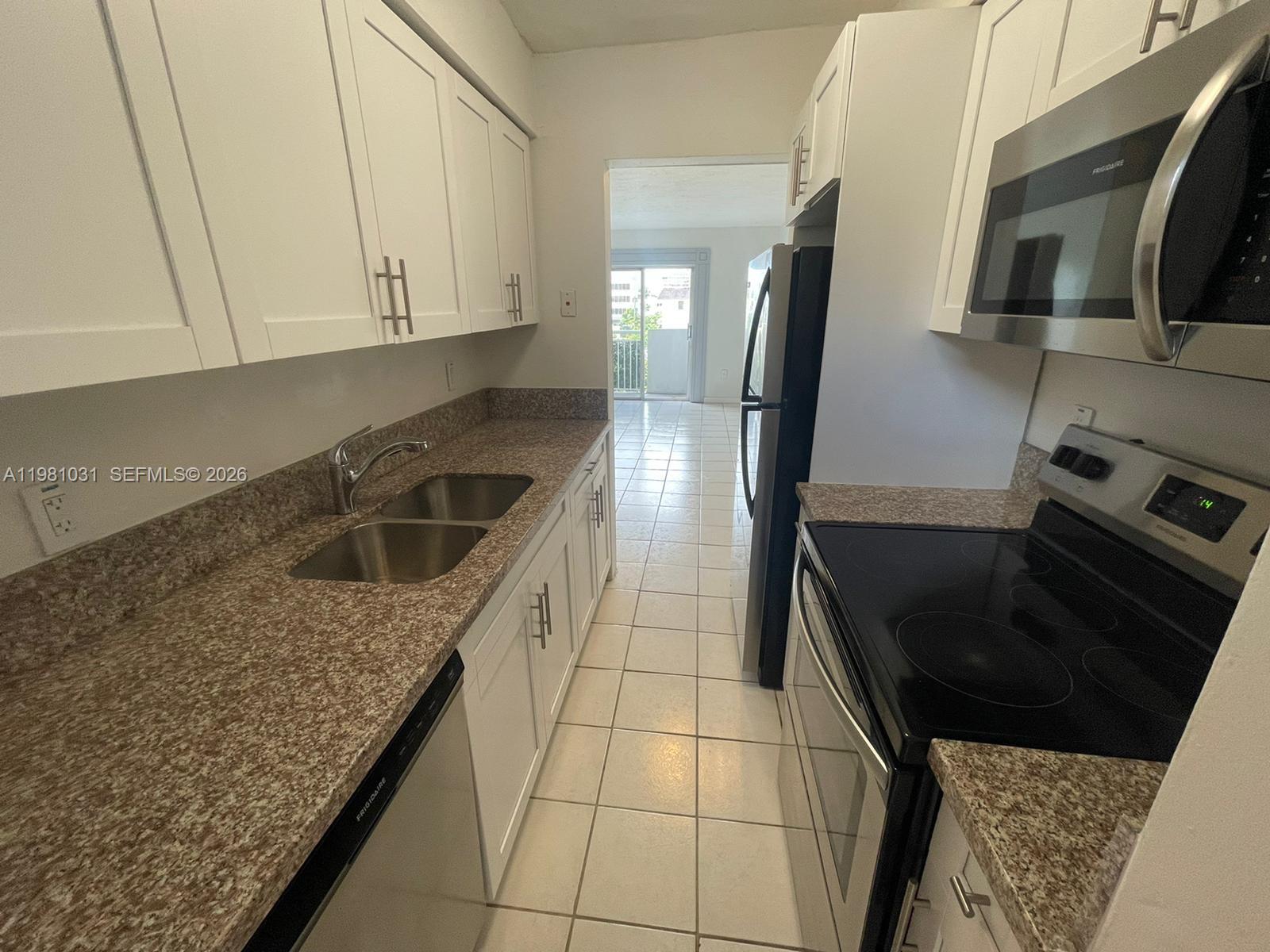 C GAB DOUGLAS SEC - Residential Lease