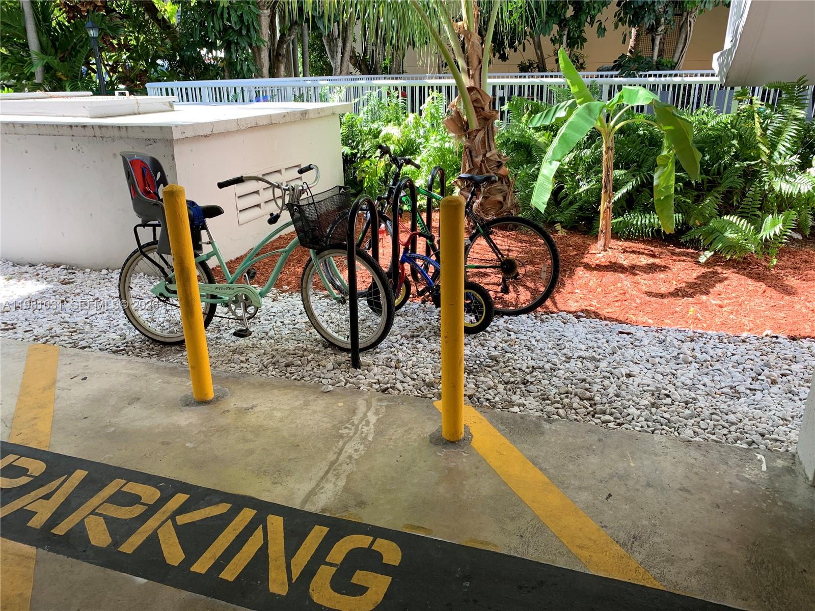 C GAB DOUGLAS SEC - Residential Lease