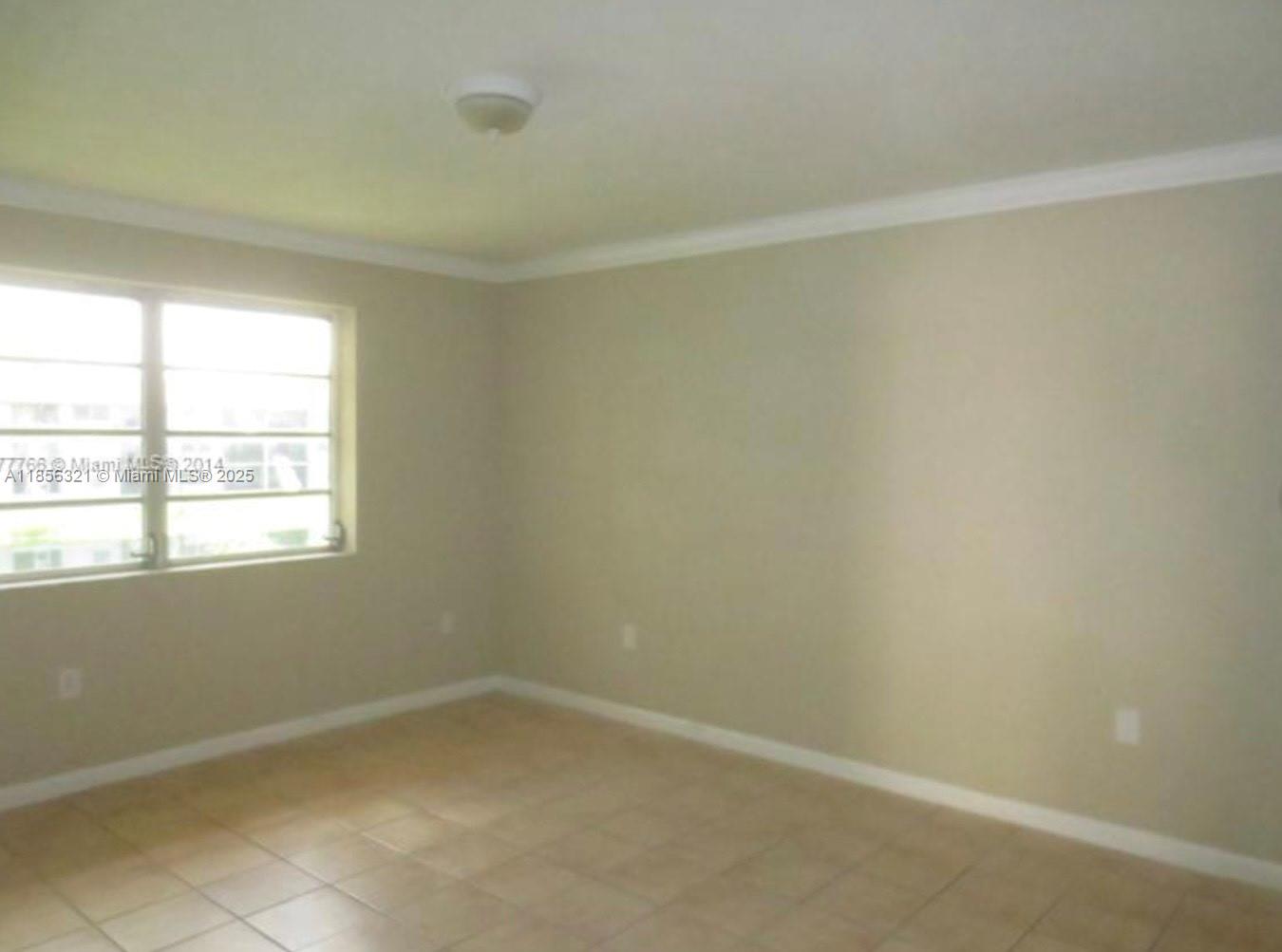 15665 SW 82nd Cir Ln 4-4