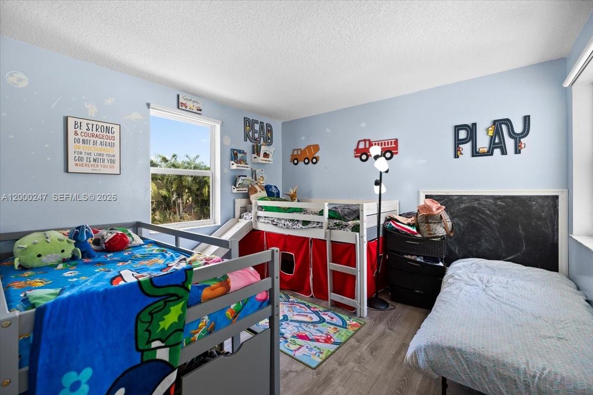 REGENCY - Residential Lease