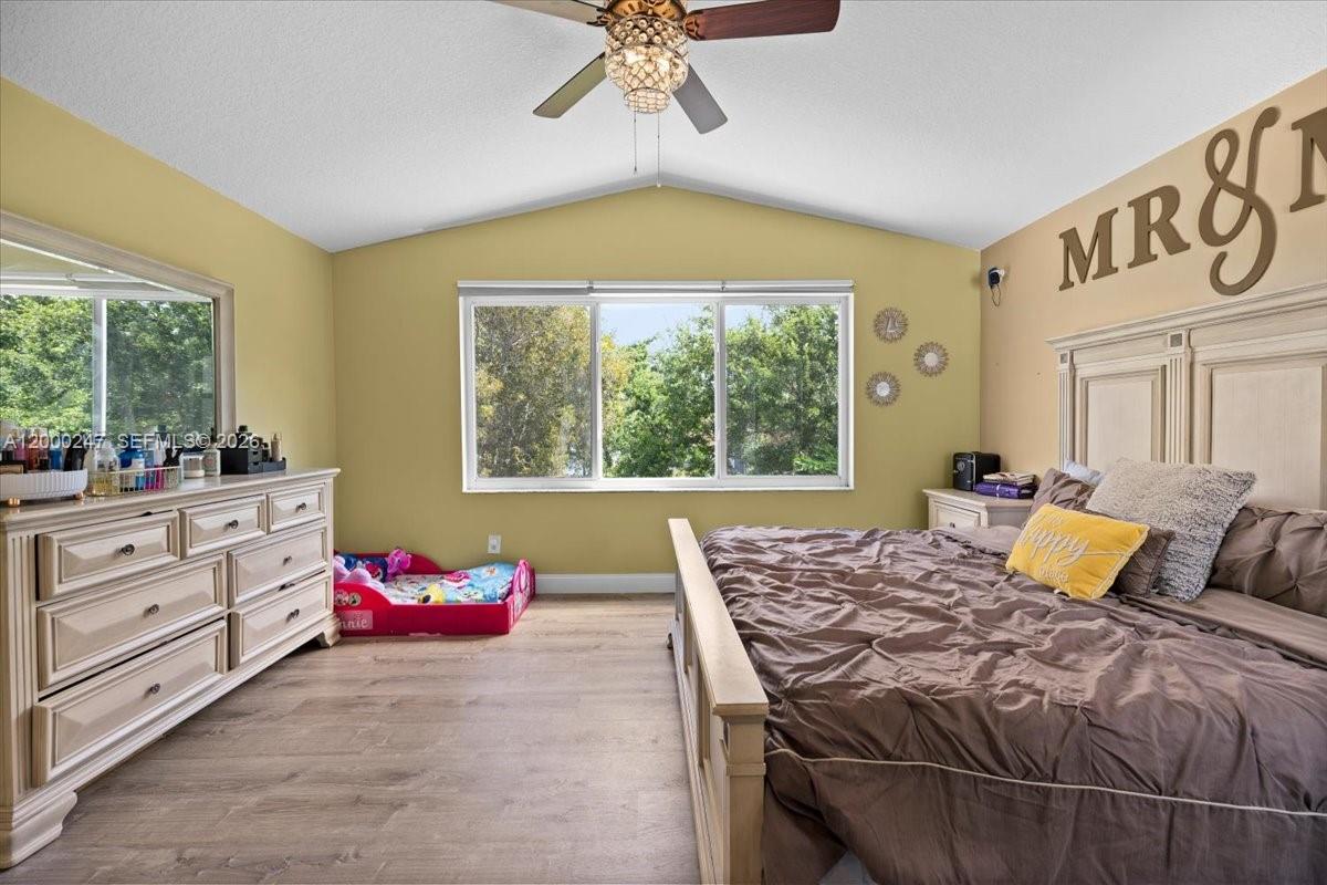 REGENCY - Residential Lease