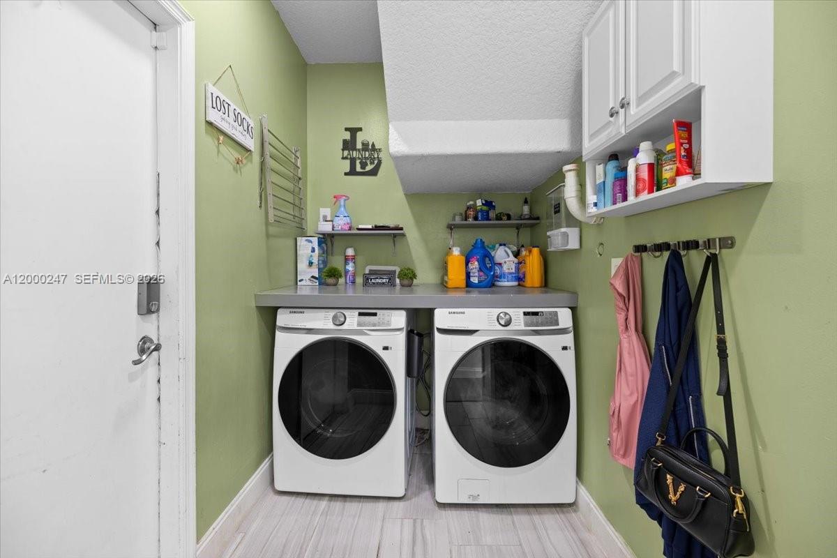 REGENCY - Residential Lease