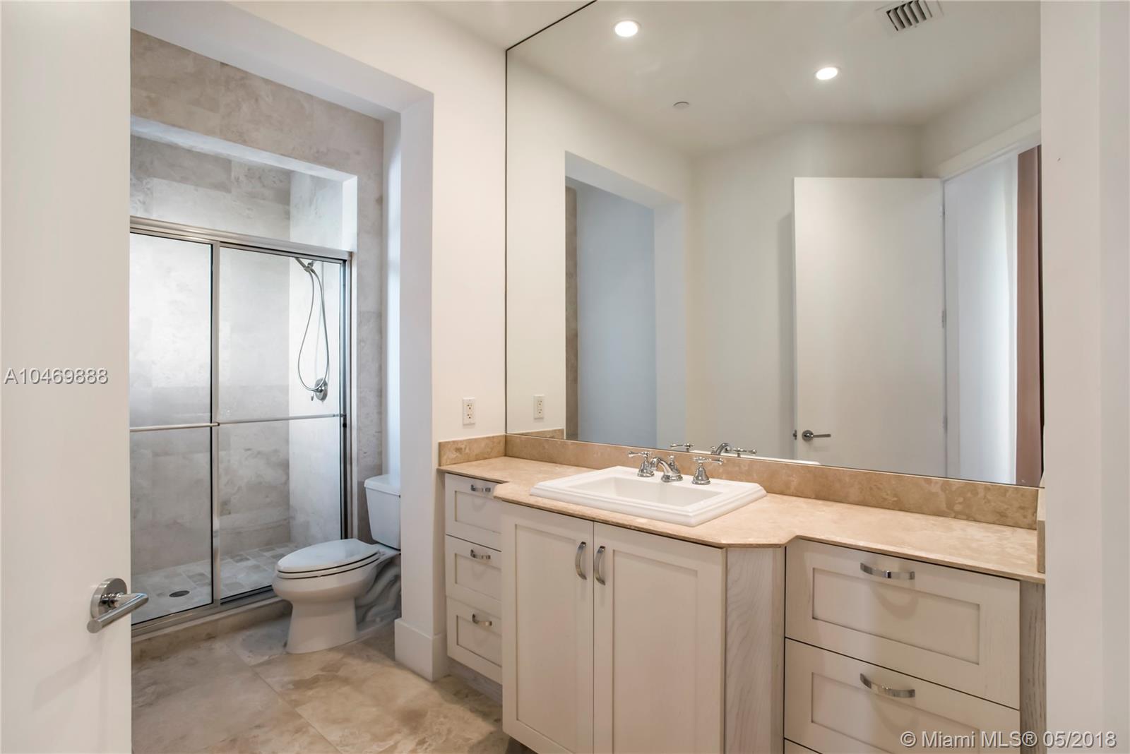 CLOISTERS ON THE BAY COND - Residential