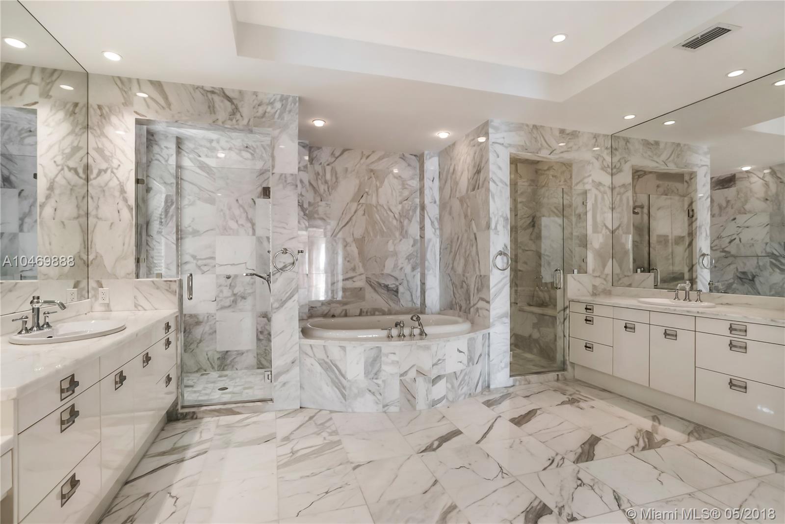 CLOISTERS ON THE BAY COND - Residential