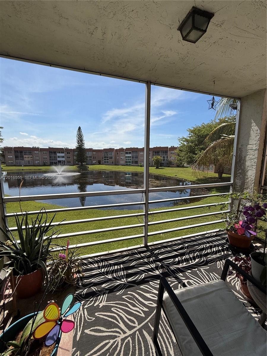 9800 Sunrise Lakes Blvd 202