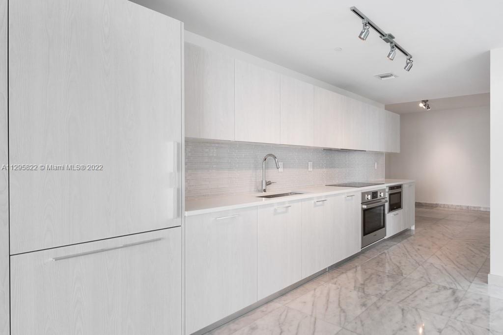 PARAISO BAYVIEWS CONDO - Residential