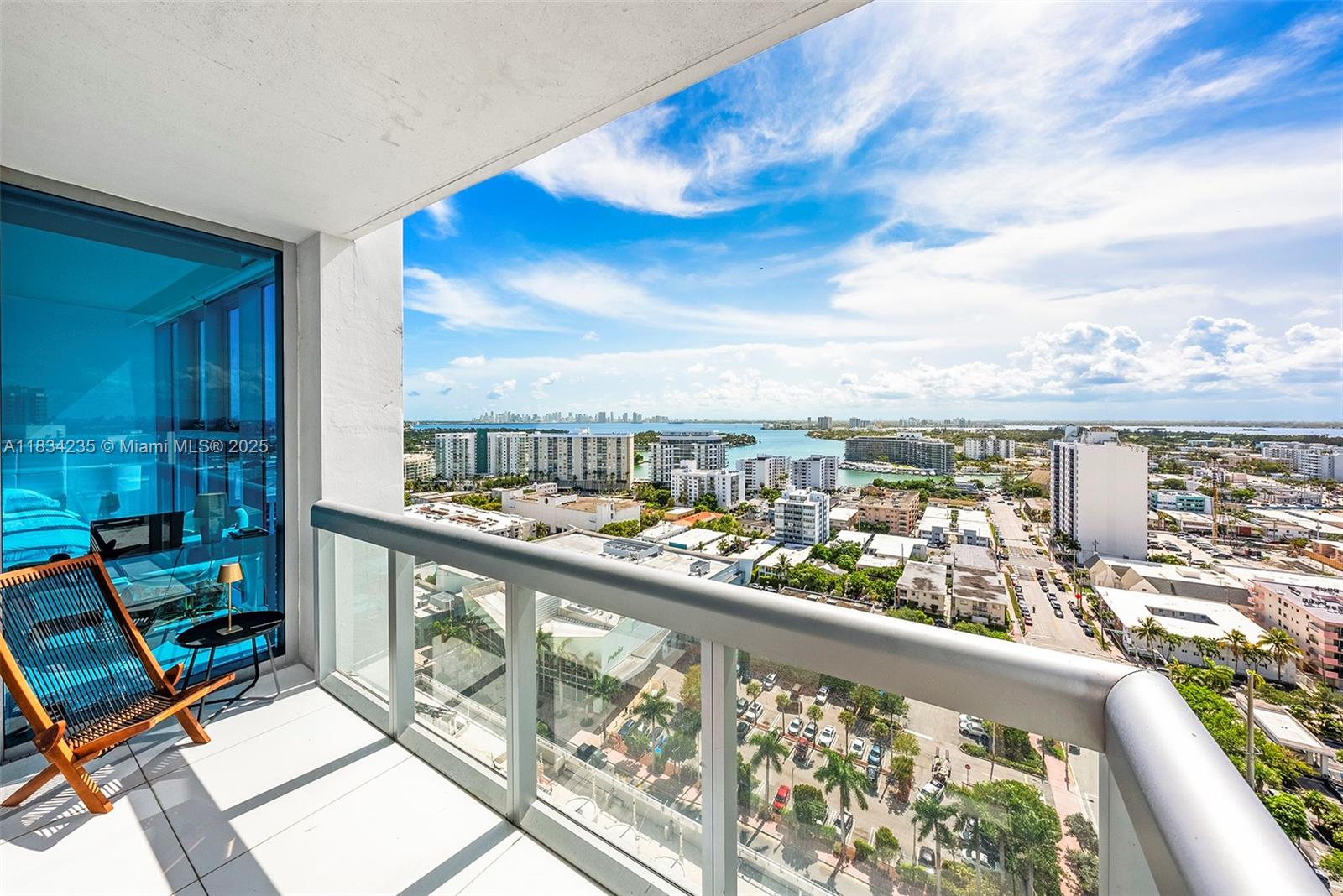 NORTH CARILLON BEACH COND - Residential