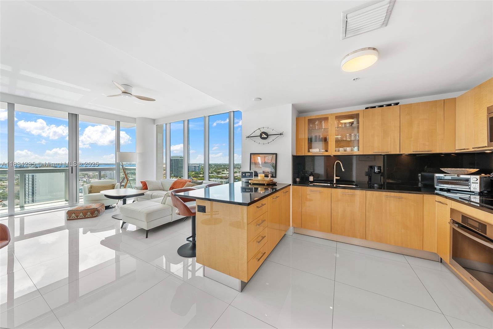 NORTH CARILLON BEACH COND - Residential