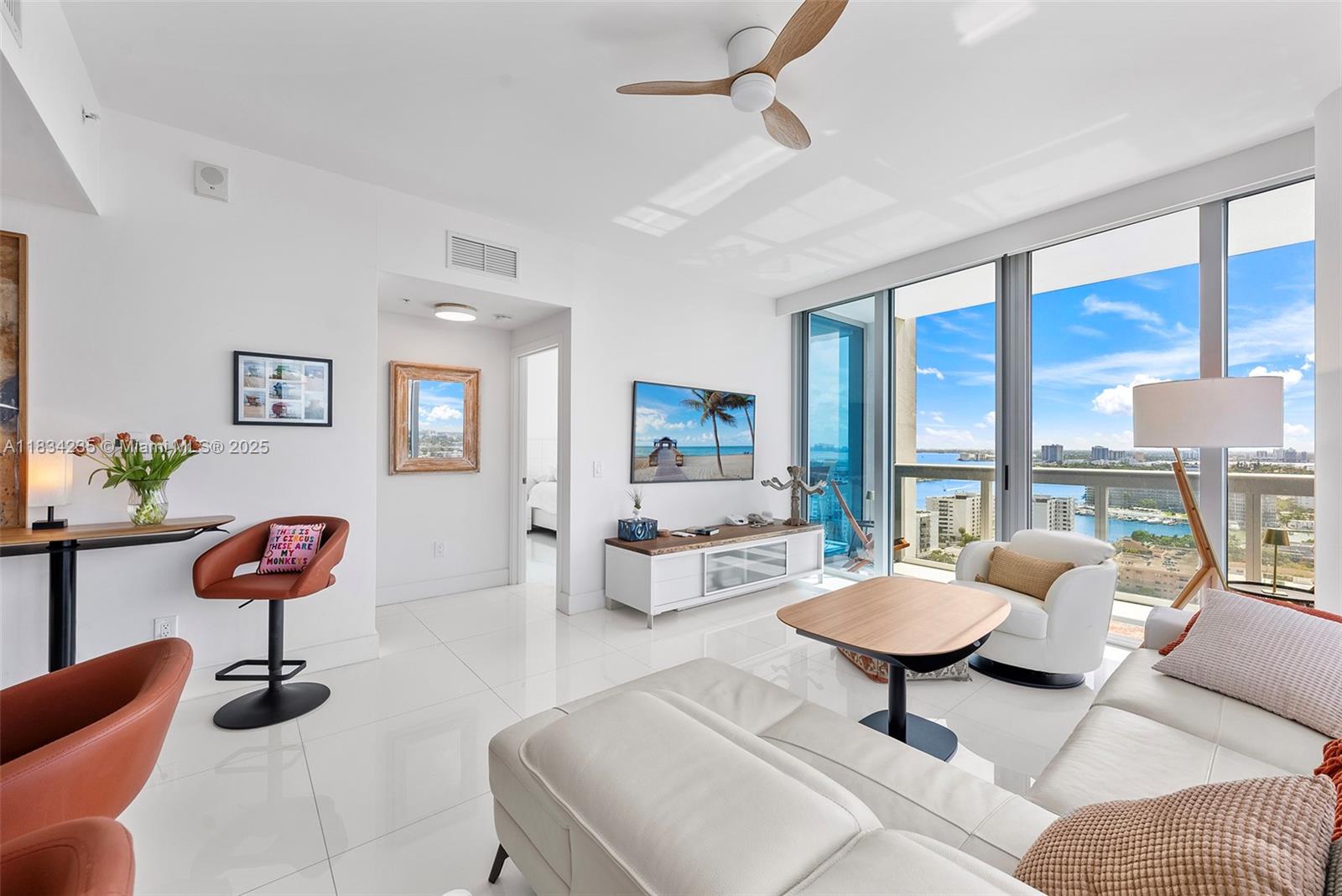 NORTH CARILLON BEACH COND - Residential