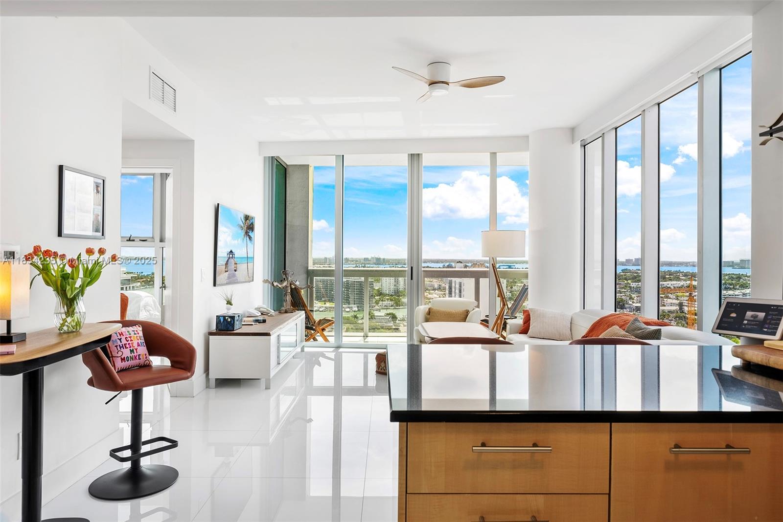 NORTH CARILLON BEACH COND - Residential