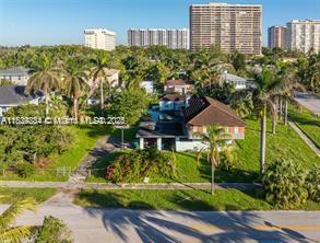 10900 N Bayshore Dr
