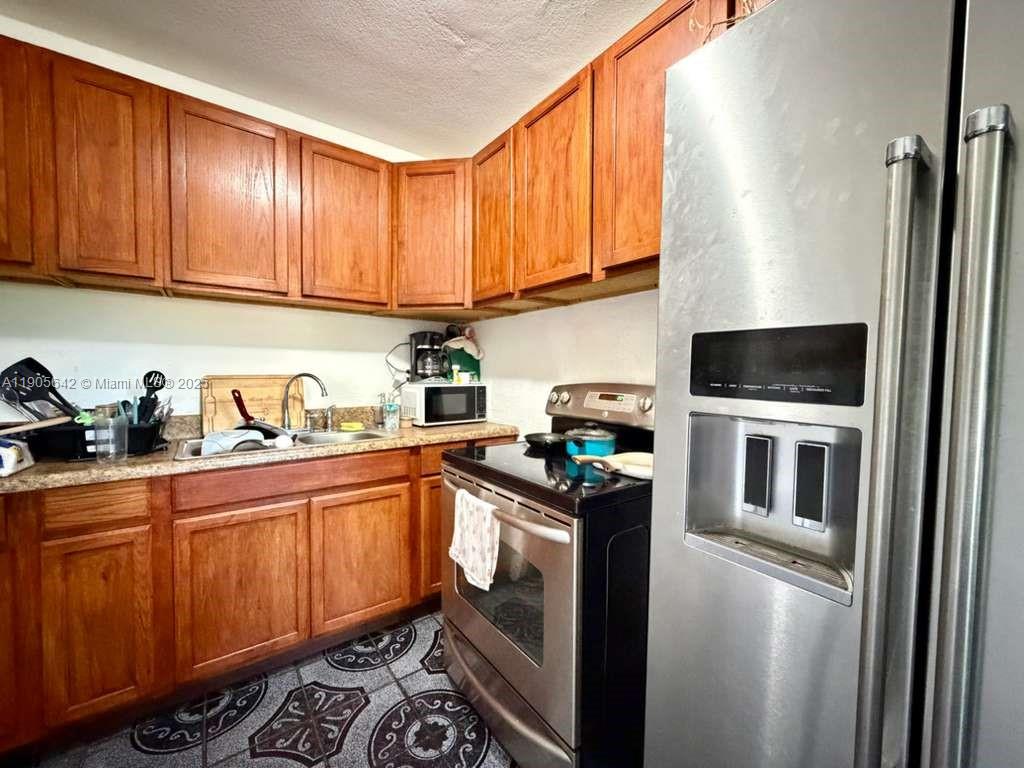 LAKE FOREST SEC 2 - Residential